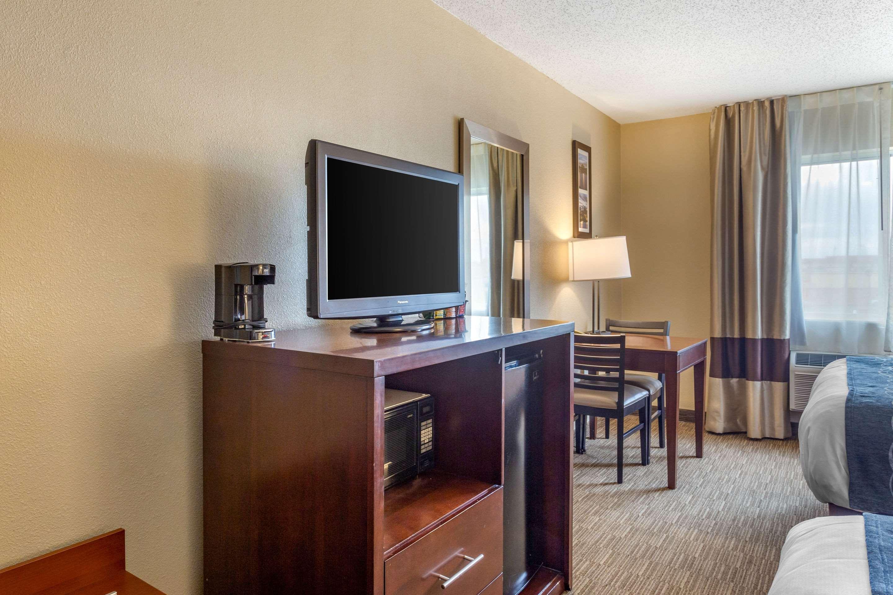 Comfort Inn Rockford Near Casino District Zewnętrze zdjęcie
